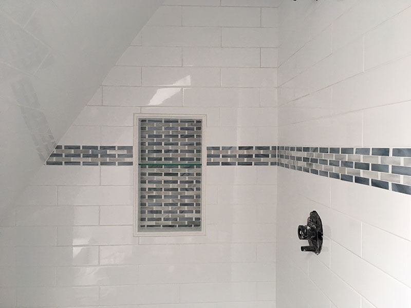 Bathroom Tile Designs With Borders Everything Bathroom 